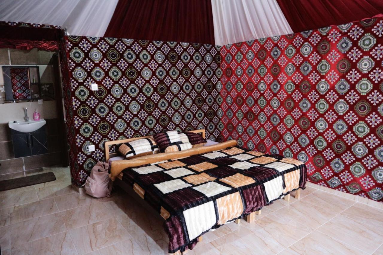 Red Planet Adventures Camp Hotel Wadi Rum Bagian luar foto