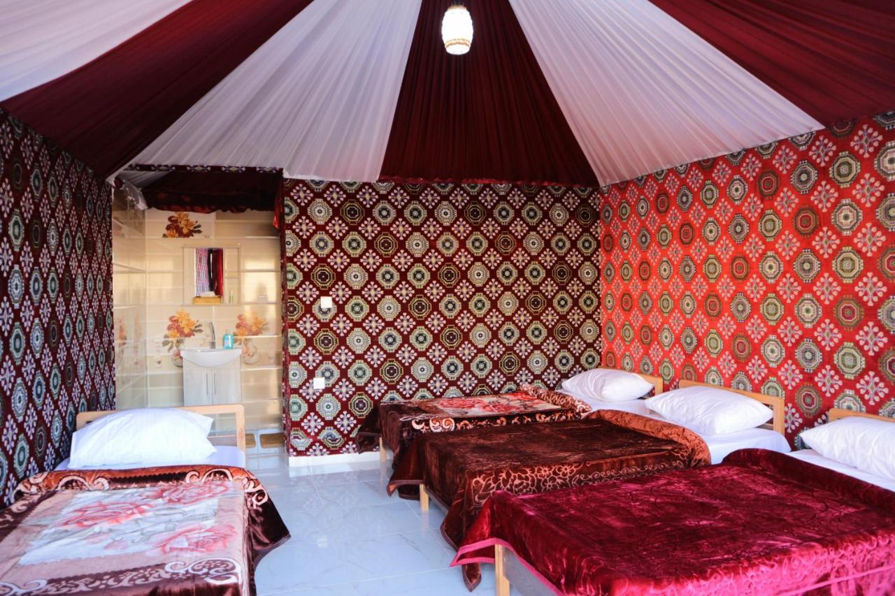 Red Planet Adventures Camp Hotel Wadi Rum Bagian luar foto