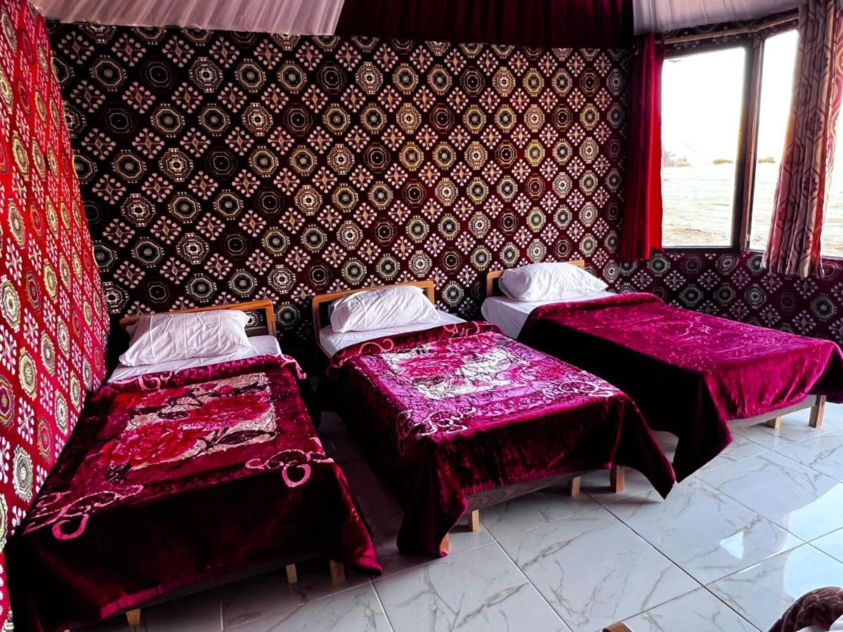 Red Planet Adventures Camp Hotel Wadi Rum Bagian luar foto